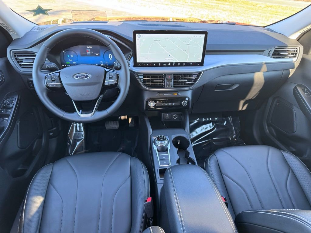 Used 2025 Ford Escape SE w/ PHEV Premium Package FWD image 5