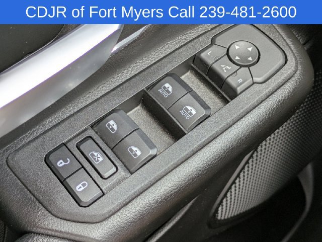 Used 2025 RAM 1500 Big Horn AWD/4WD image 17