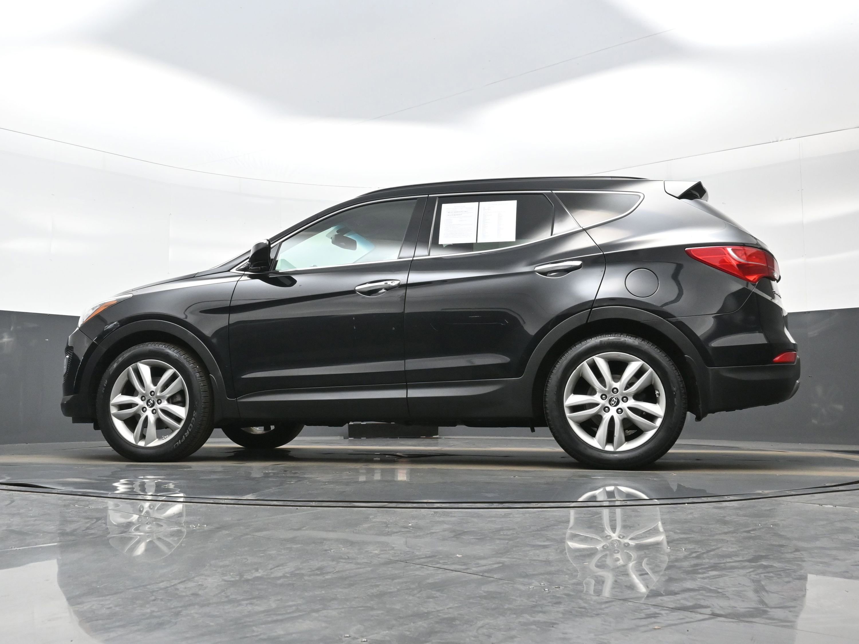 Used 2014 Hyundai Santa Fe Sport 2.0T w/ Navigation Package 06 image 25