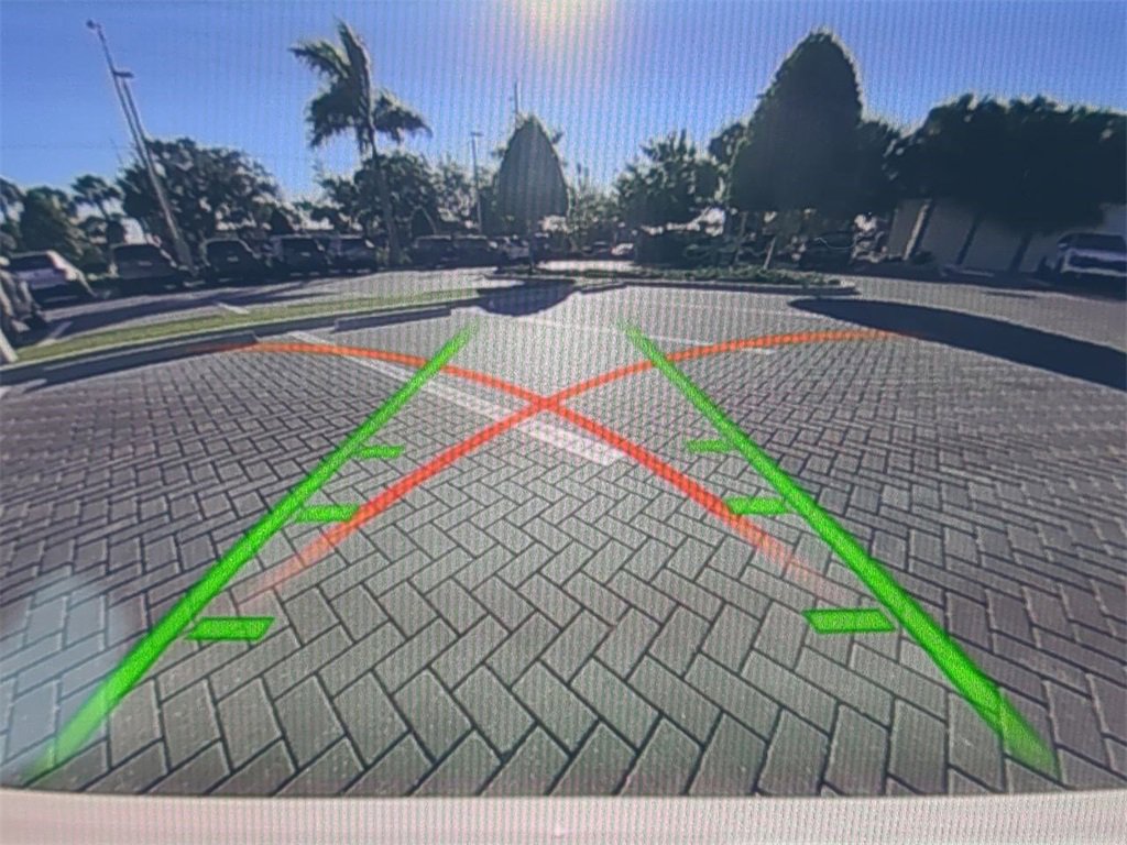 Used 2020 BMW 330i xDrive Sedan w/ Convenience Package image 22