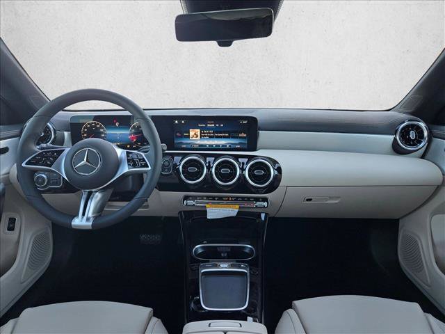 Used 2026 Mercedes-Benz CLA 250 image 14