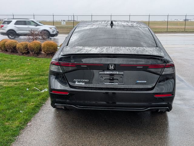 Used 2024 Honda Accord Sport image 7