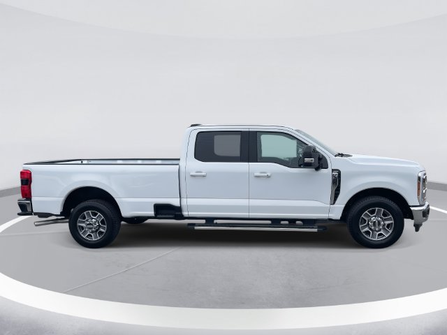 New 2026 Ford F350 Lariat RWD image 3