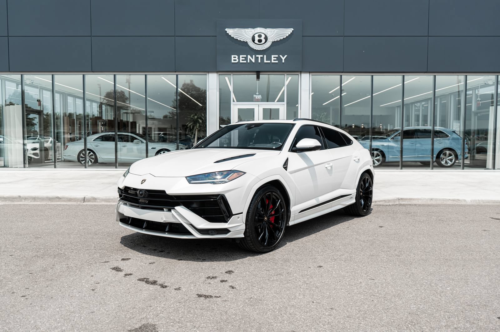 Used 2023 Lamborghini Urus S
