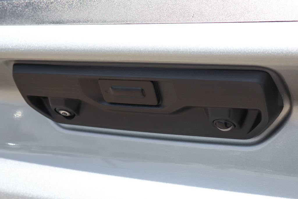 Used 2024 Chevrolet Silverado 1500 LT RWD image 50