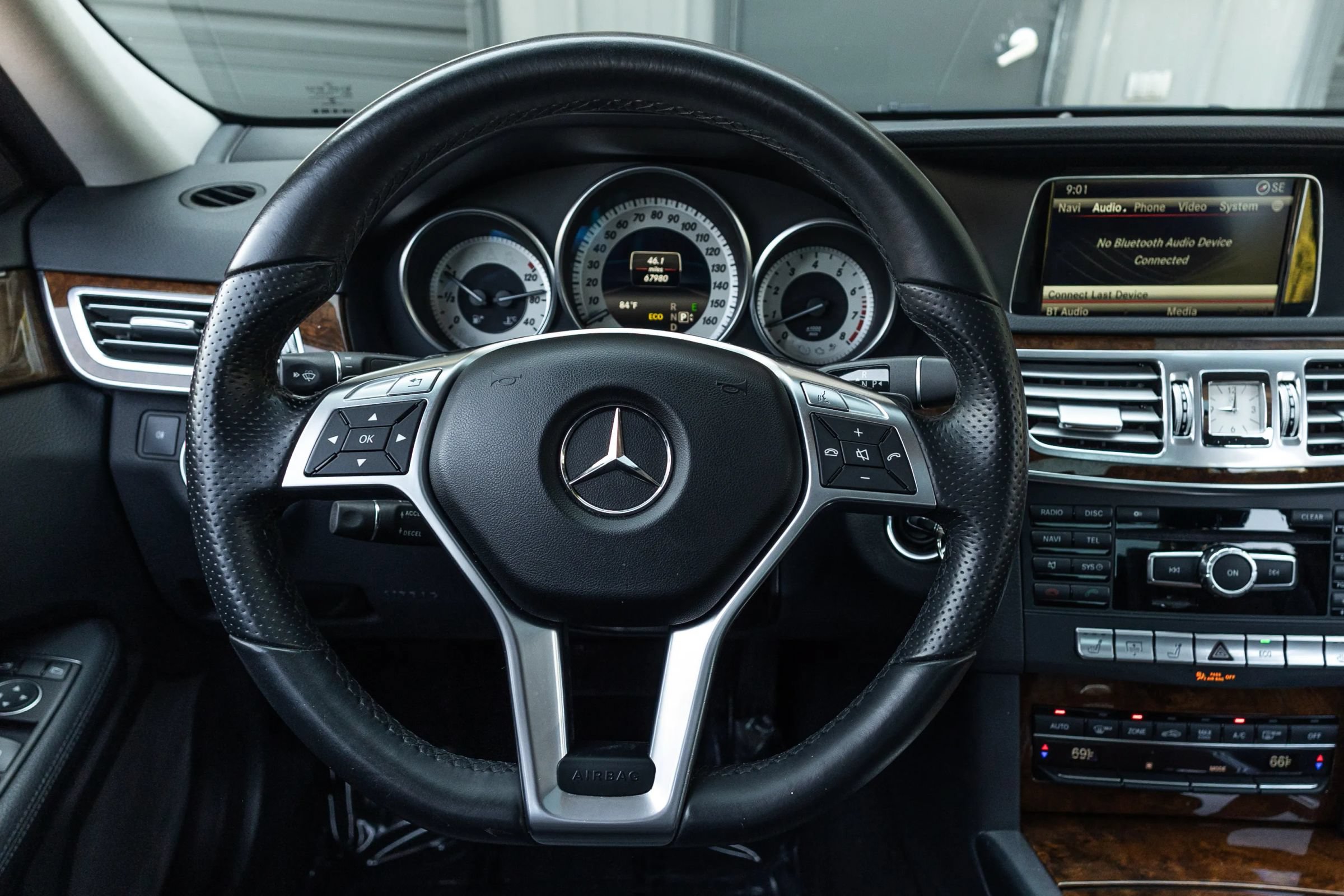 Used 2014 Mercedes-Benz E 350 4MATIC Sedan image 16
