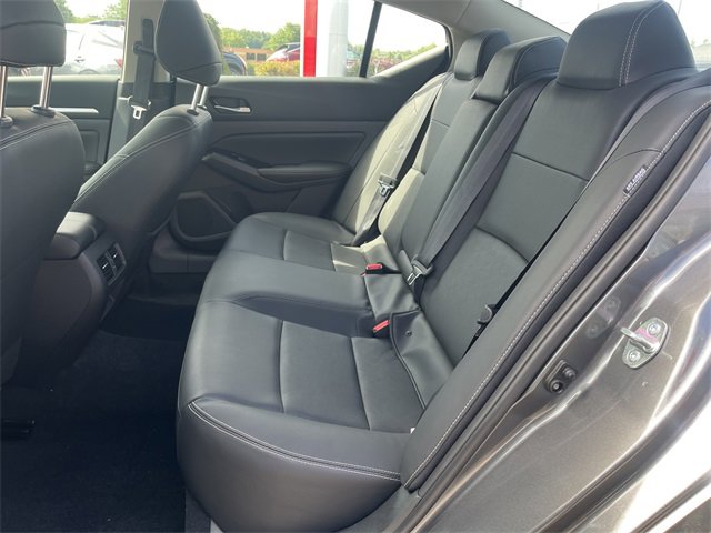 New 2025 Nissan Altima 2.5 SL image 10