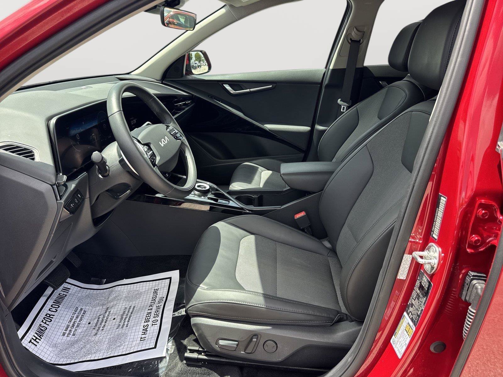 Used 2024 Kia Niro Wind FWD image 7