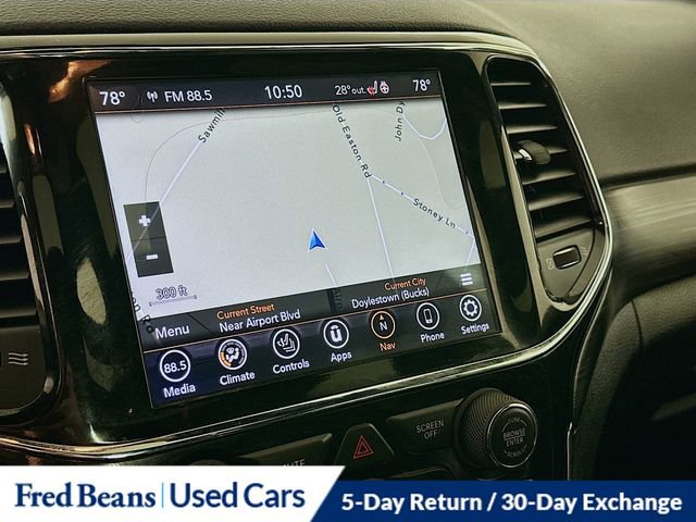 Used 2020 Jeep Grand Cherokee Altitude image 15