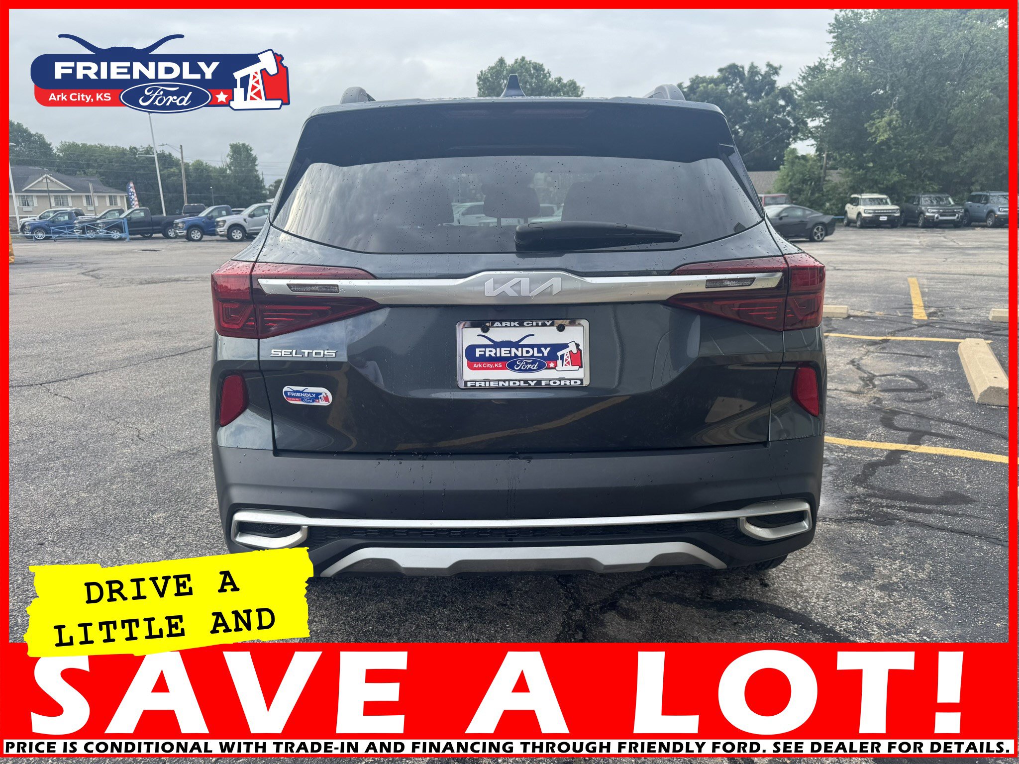 Used 2023 Kia Seltos Nightfall Edition image 3