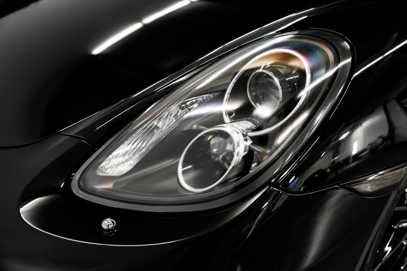 Used 2015 Porsche Cayman RWD image 28