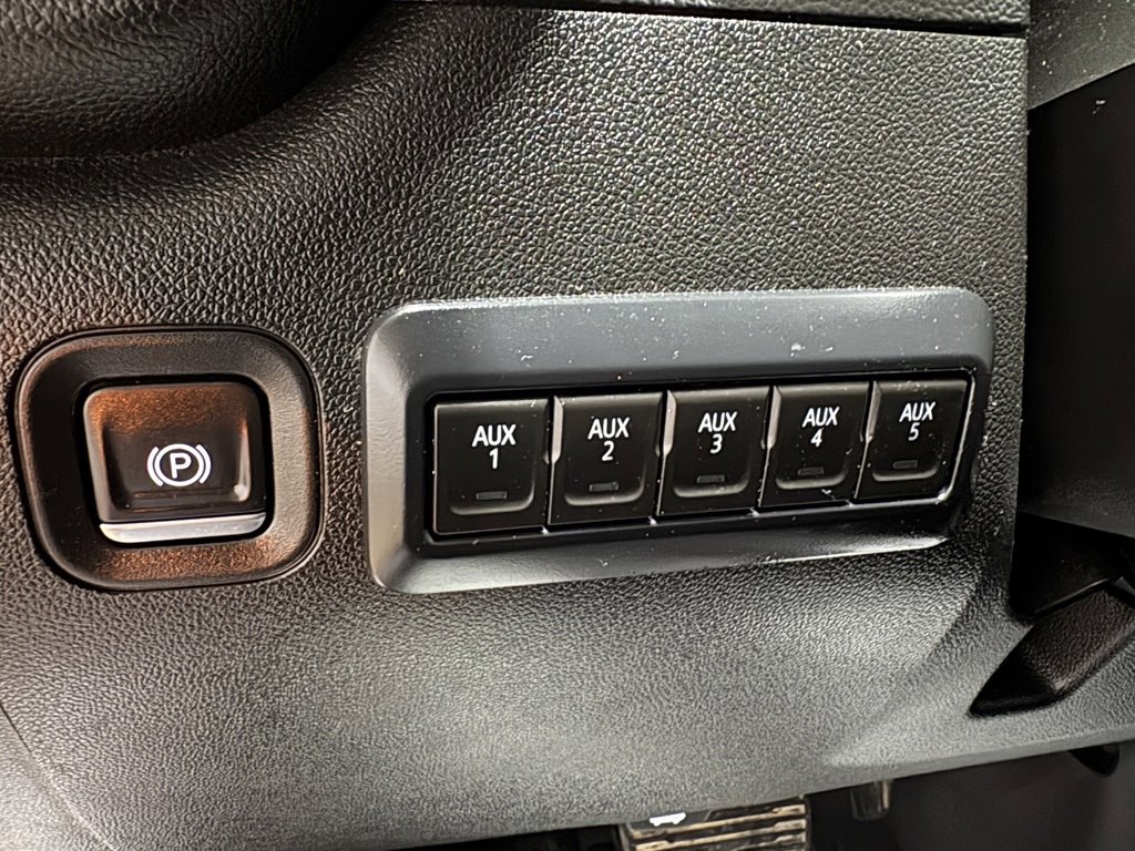 Used 2020 Chevrolet Silverado 3500 W/T w/ WT Convenience Package image 21