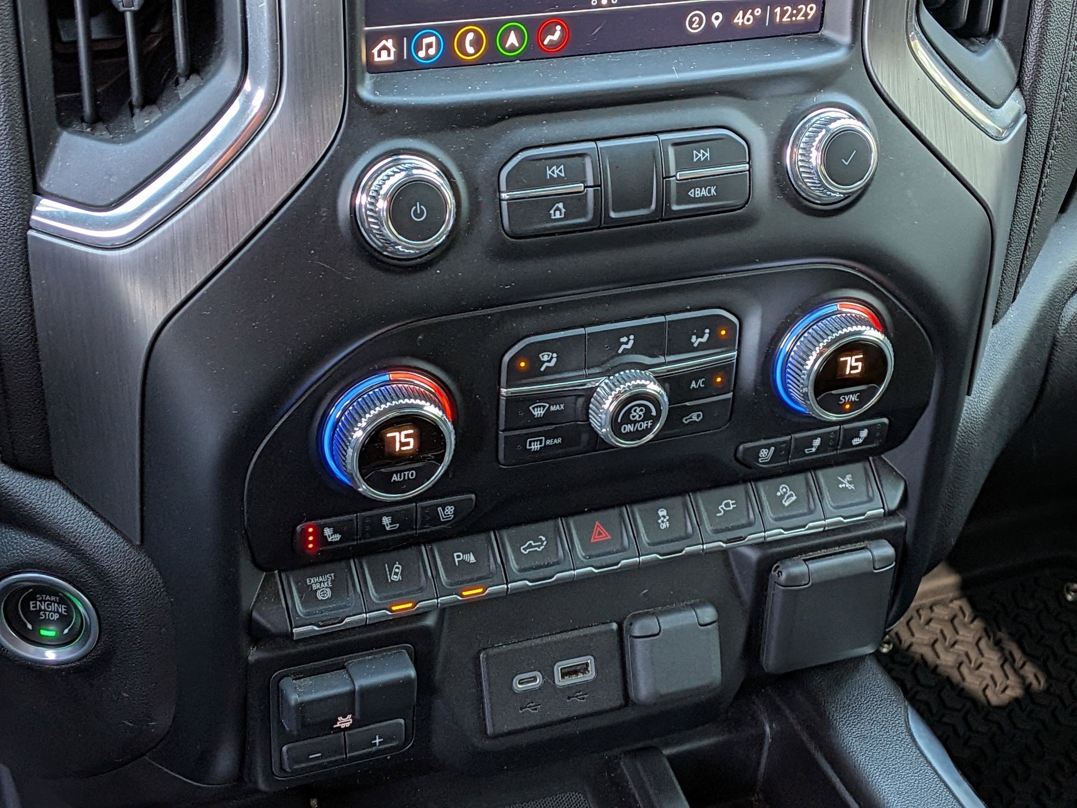 Used 2023 GMC Sierra 2500 Denali w/ Denali Black Diamond Edition image 28