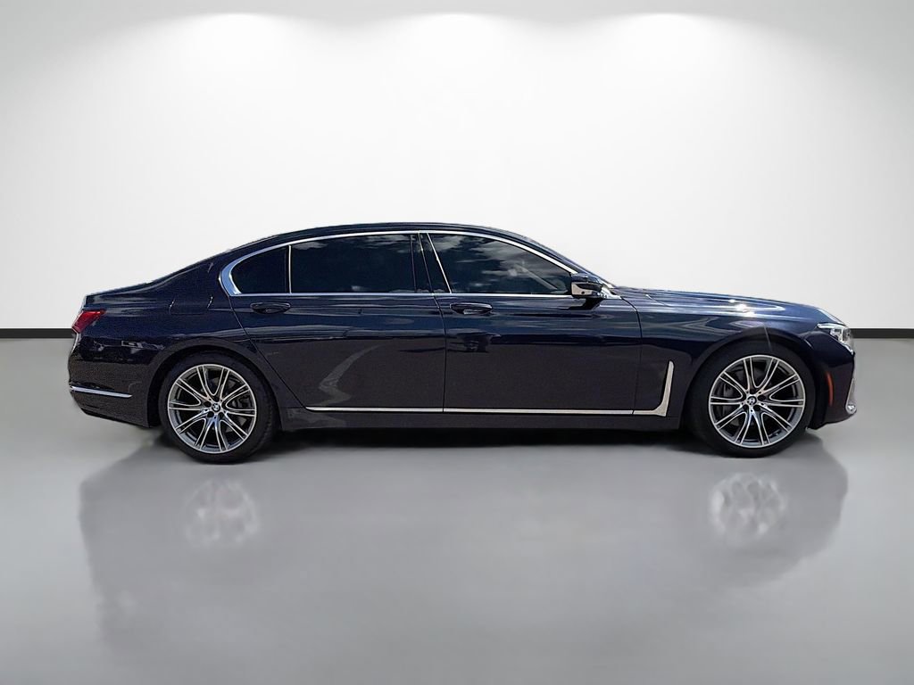 Used 2020 BMW 740i w/ Premium Package image 2