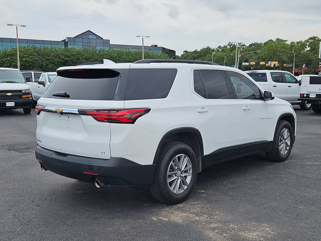 Certified 2022 Chevrolet Traverse LT FWD image 14