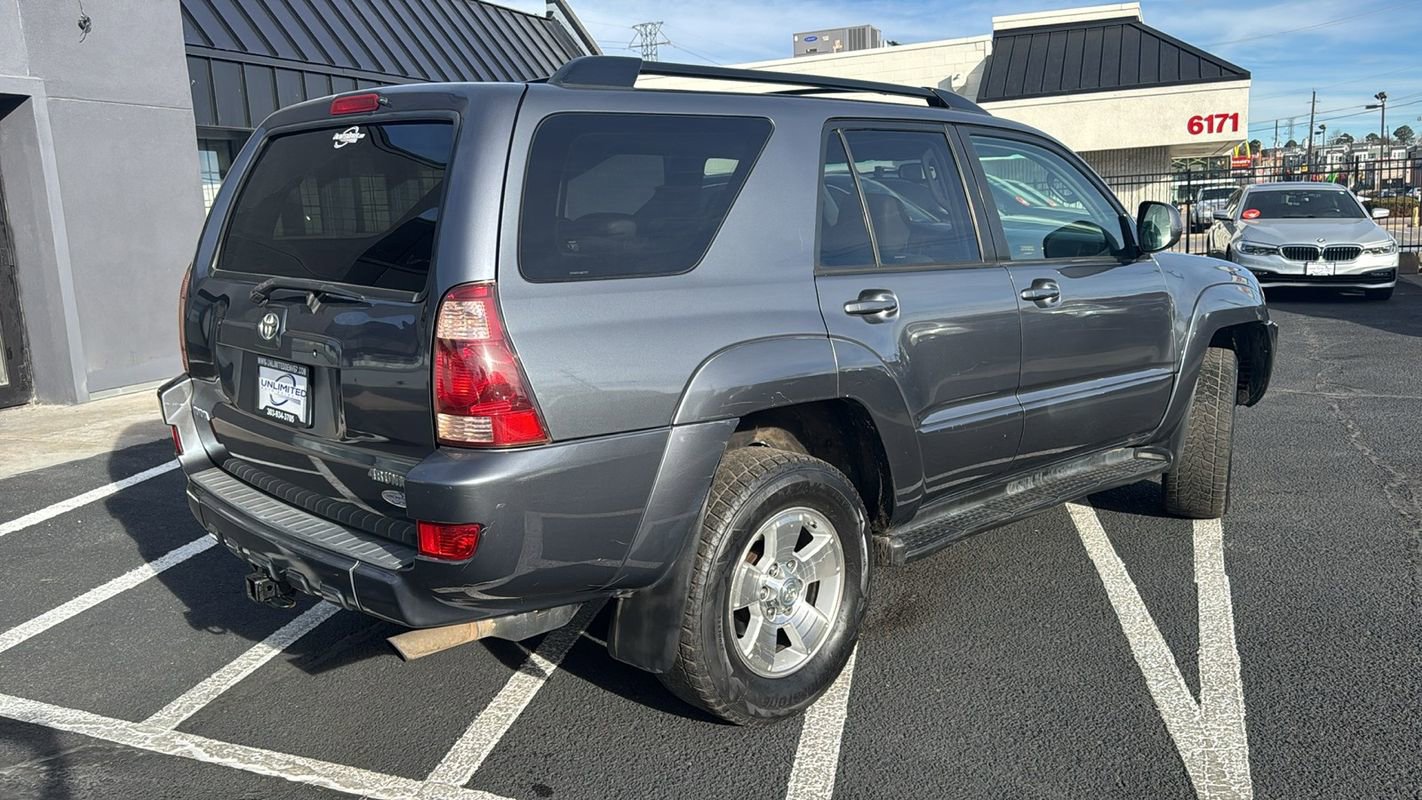 Used 2005 Toyota 4Runner Limited image 3