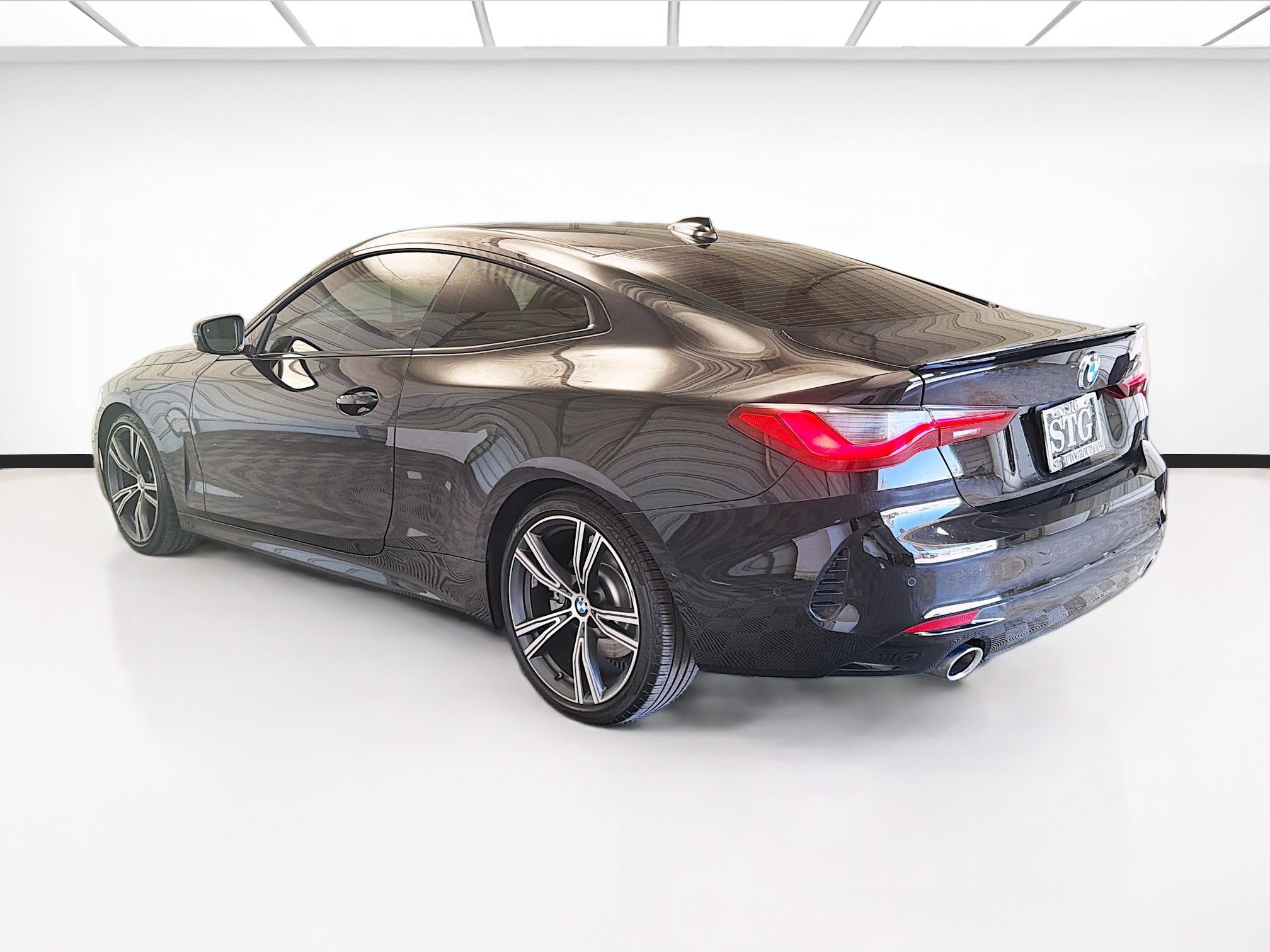 Used 2021 BMW 430i Coupe w/ Convenience Package RWD image 6