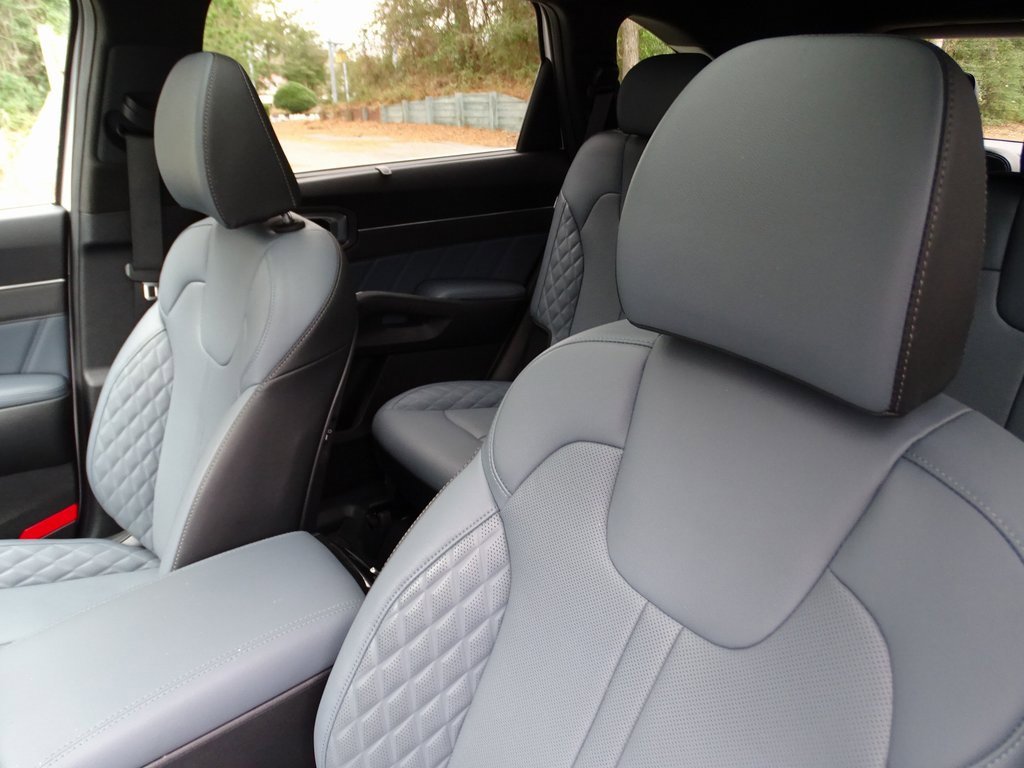 Used 2025 Kia Sorento SX Prestige image 21