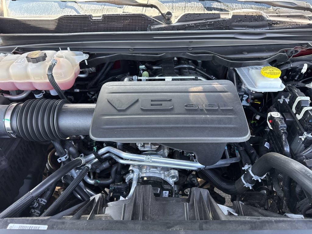 Used 2025 RAM 1500 Big Horn RWD image 32