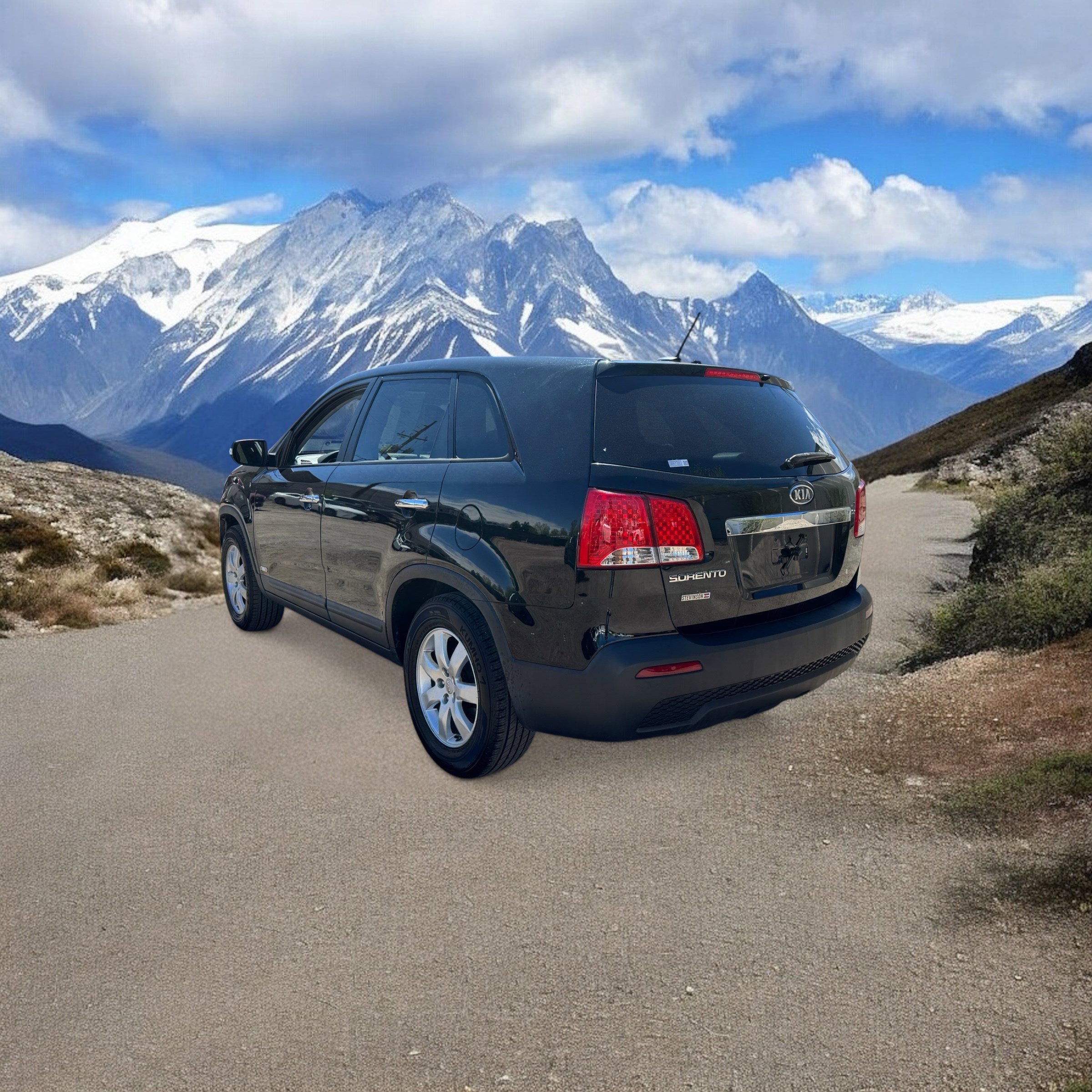 Used 2013 Kia Sorento LX image 3