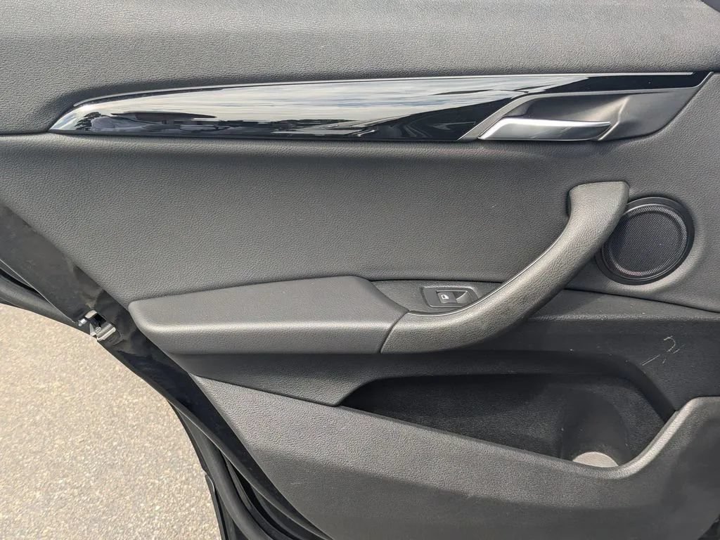 Used 2019 BMW X2 sDrive28i FWD image 17