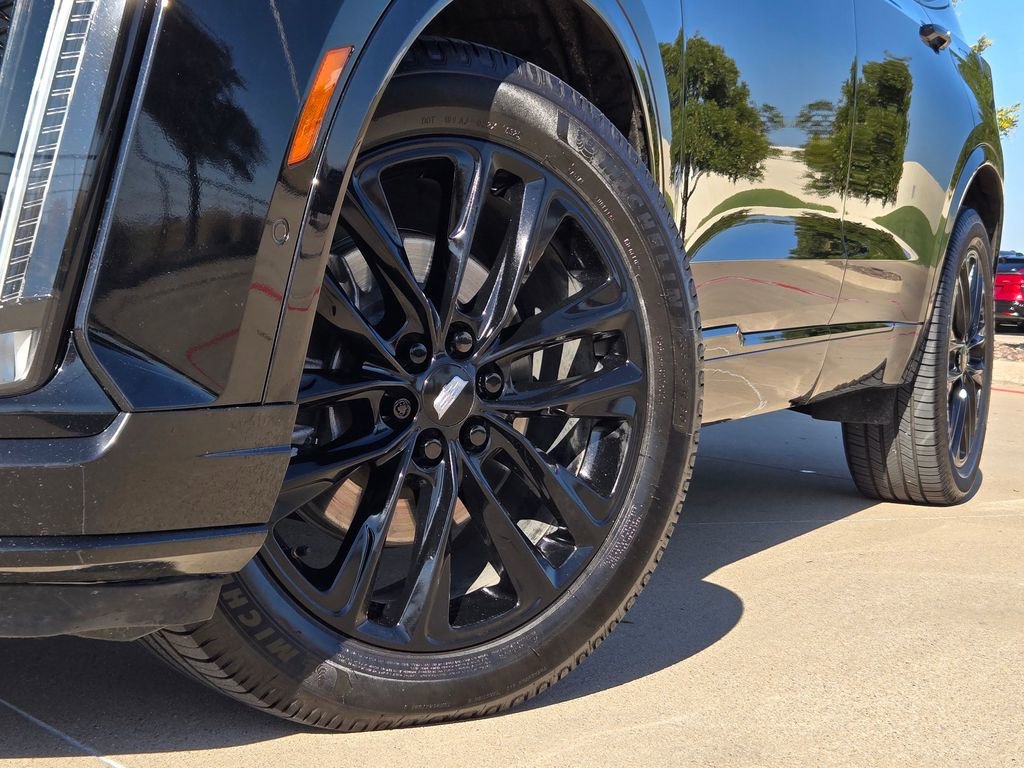 Used 2021 Cadillac XT6 Sport w/ LPO, ONYX Package image 8