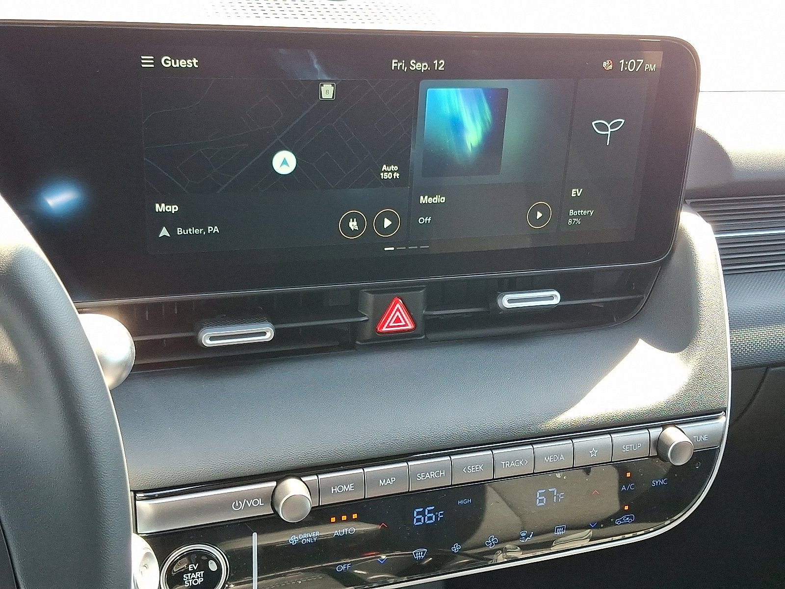 New 2025 Hyundai Ioniq 5 SE image 7