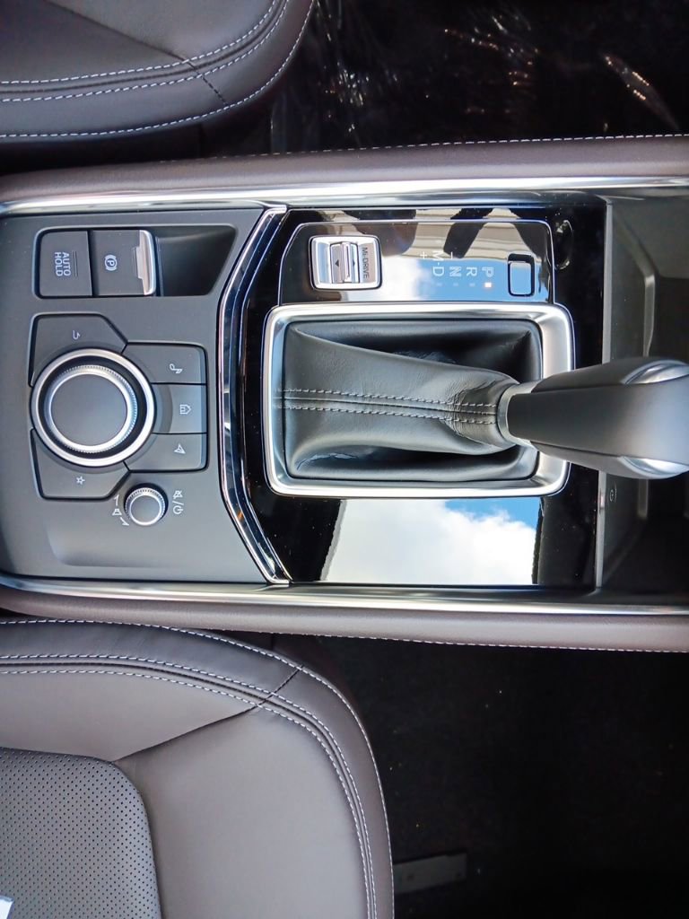 New 2025 MAZDA CX-5 Signature image 17