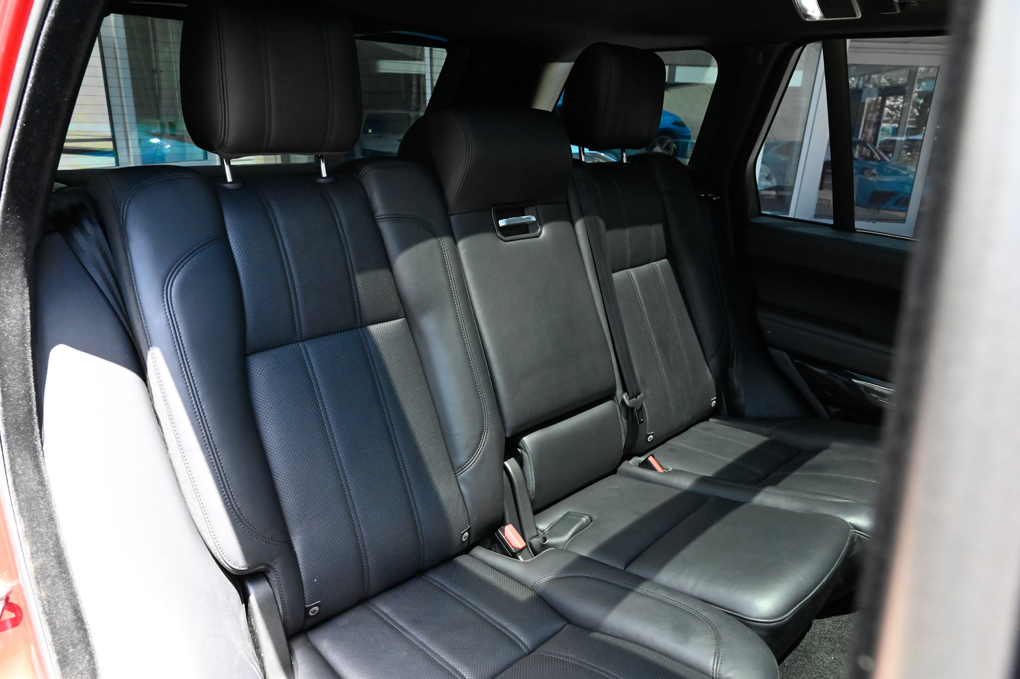 Used 2017 Land Rover Range Rover Supercharged AWD/4WD image 49