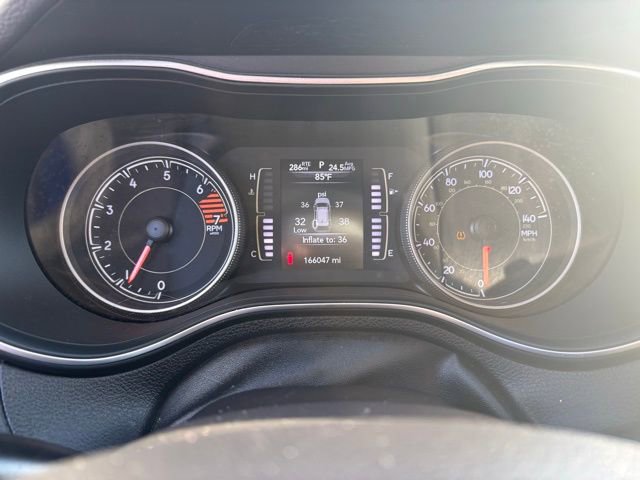 Used 2019 Jeep Cherokee Latitude w/ Popular Appearance Group image 13