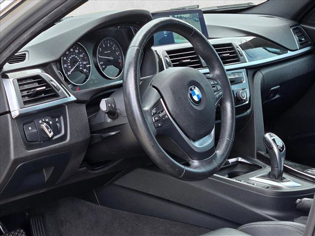Used 2017 BMW 330i Sedan RWD image 9
