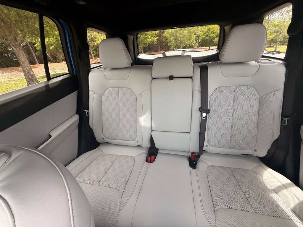 New 2026 Jeep Cherokee Overland AWD/4WD image 25