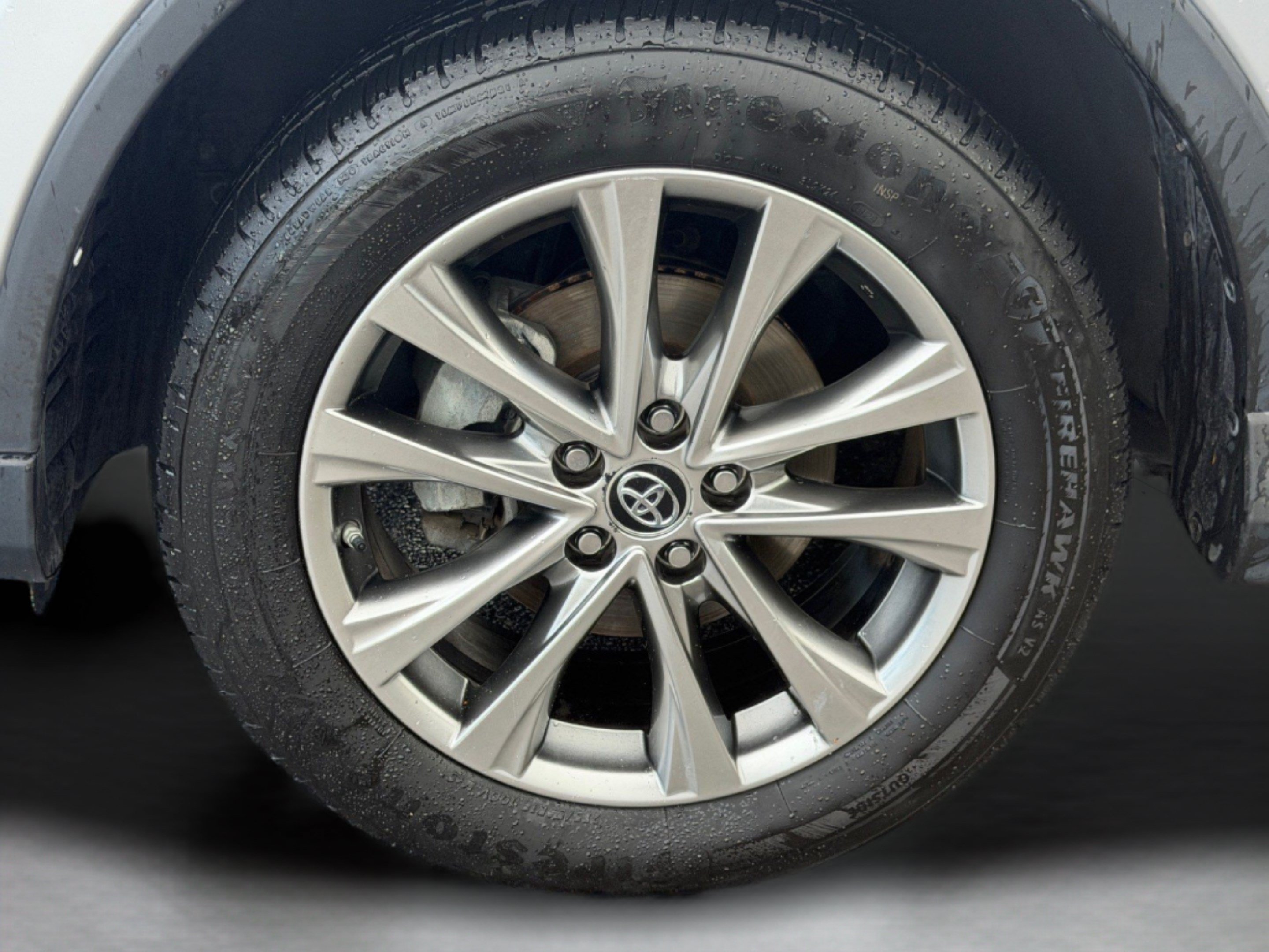 Used 2016 Toyota RAV4 Limited FWD image 18