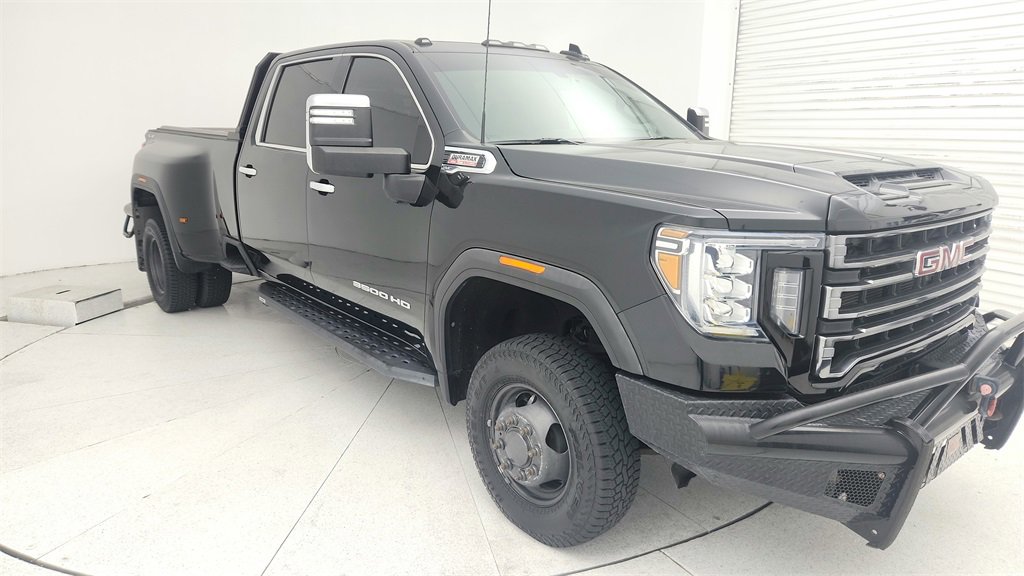 Used 2021 GMC Sierra 3500 SLT w/ SLT Convenience Package image 4