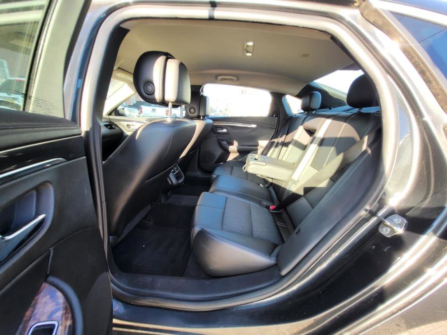 Used 2014 Chevrolet Impala LT FWD image 22