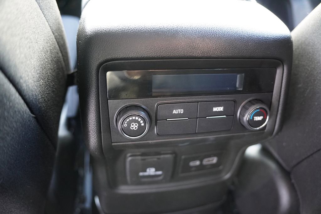 Certified 2023 GMC Acadia SLE w/ Driver Convenience Package image 20