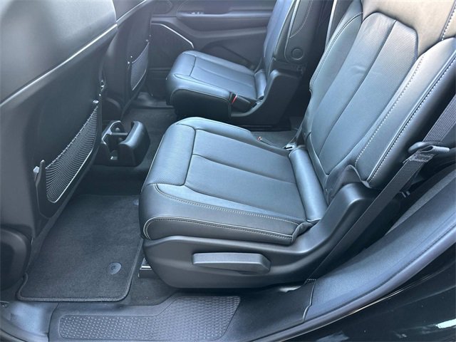 New 2025 Jeep Grand Cherokee L Overland w/ Luxury Tech Group IV image 14
