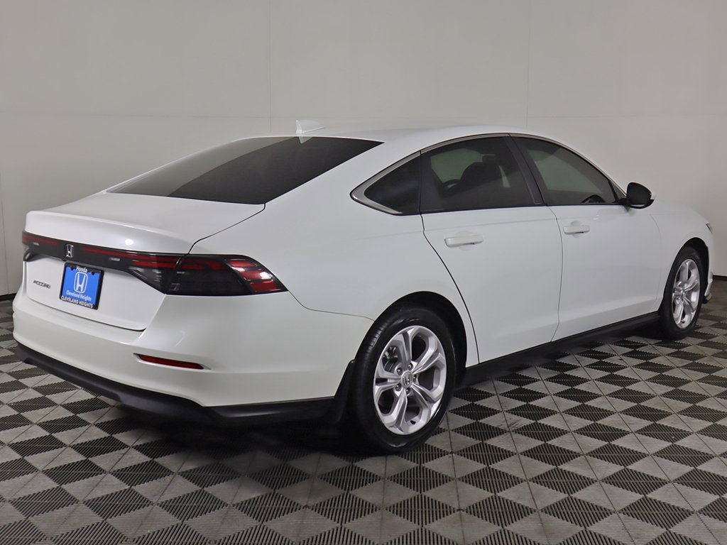 Used 2025 Honda Accord LX image 7