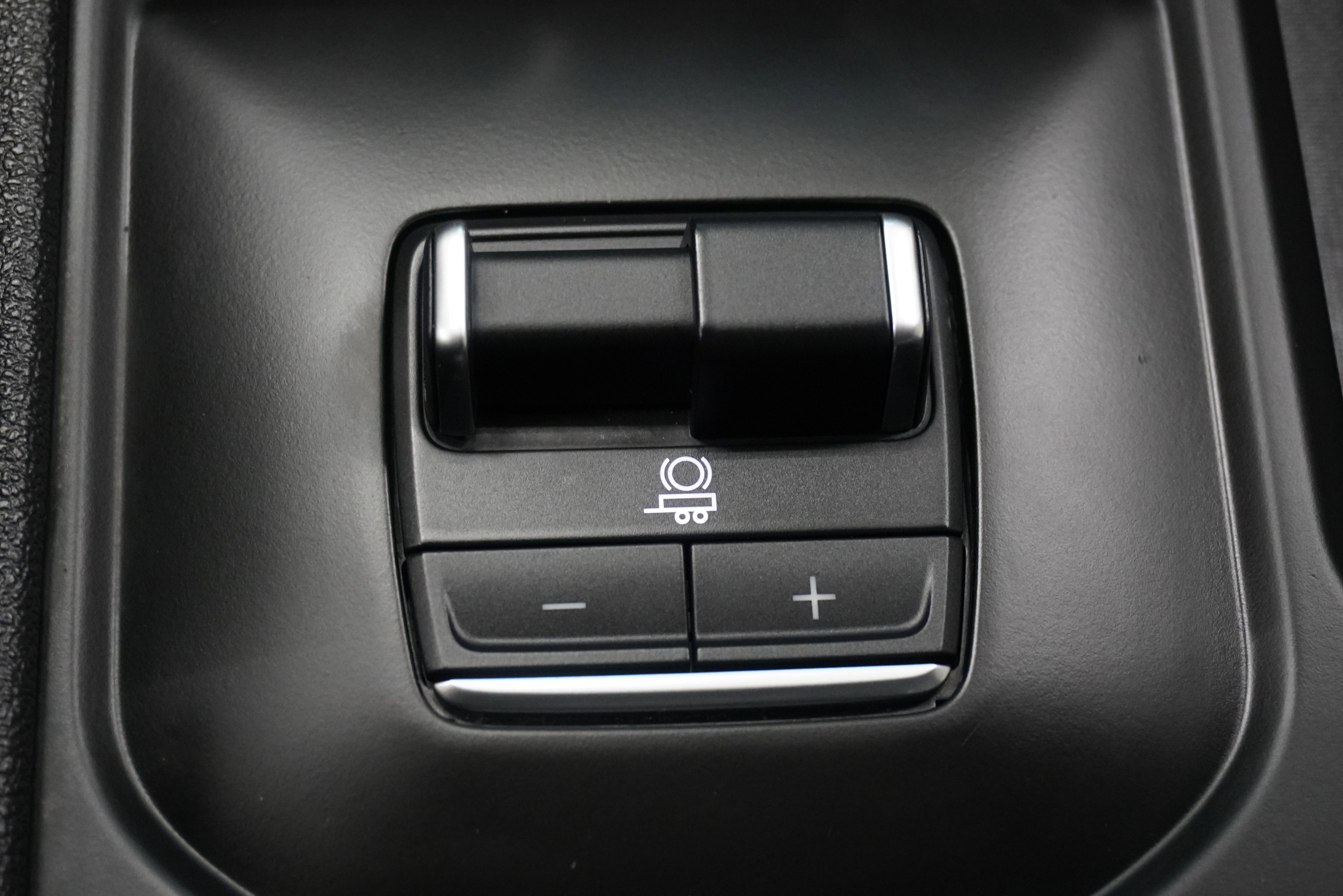 Used 2024 GMC Sierra 2500 AT4 w/ Technology Package image 29