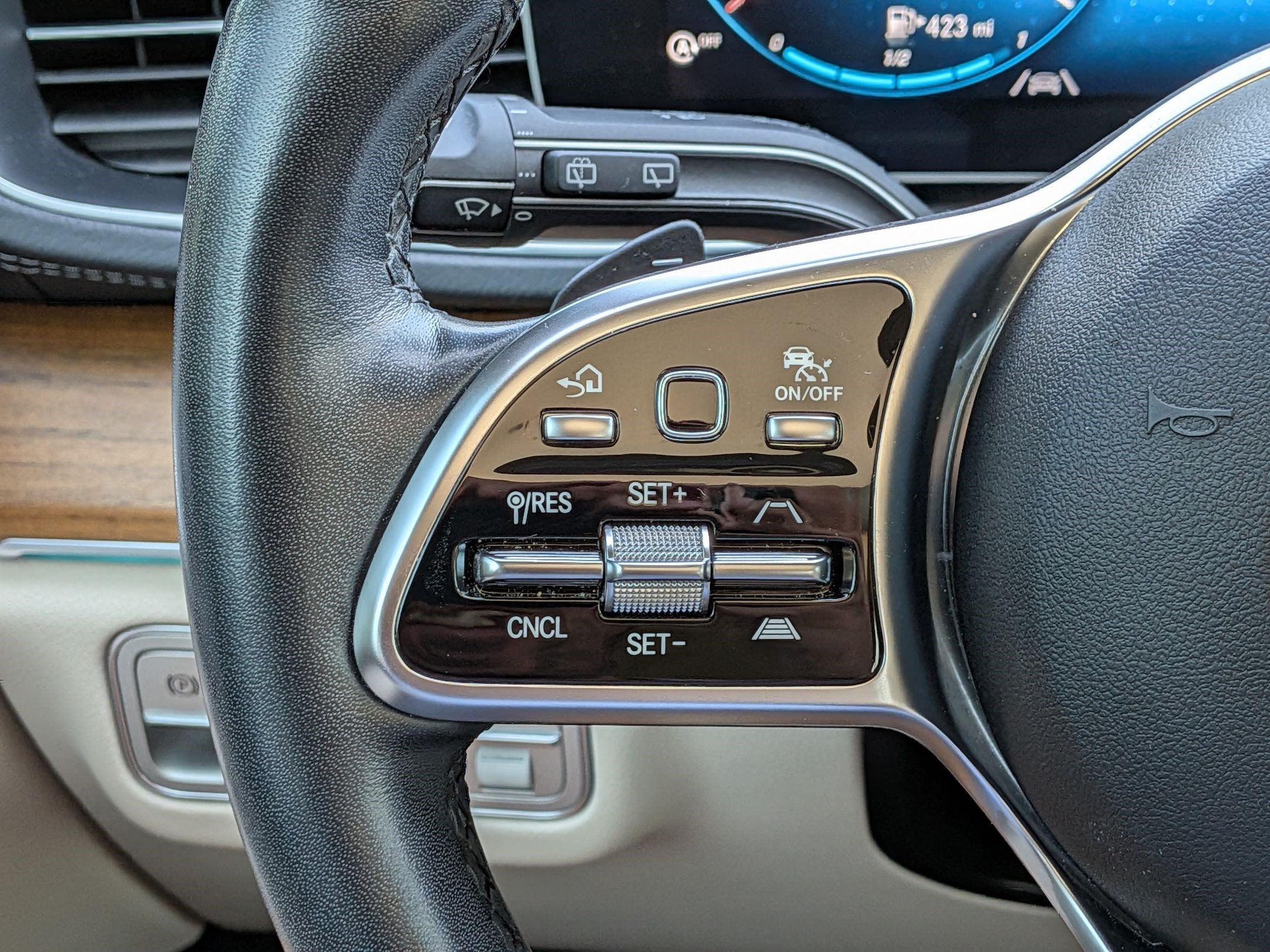 Certified 2022 Mercedes-Benz GLS 450 4MATIC image 15