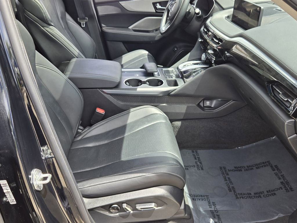 Used 2023 Acura MDX FWD w/ Technology Package image 16