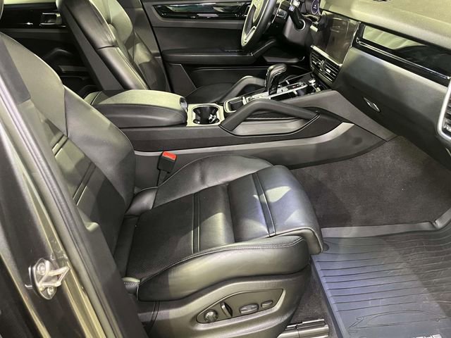 Certified 2023 Porsche Cayenne AWD/4WD image 24