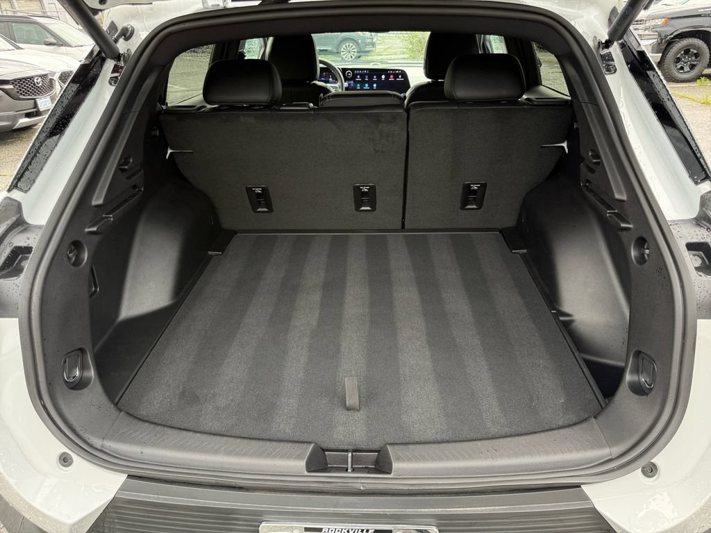 New 2026 Chevrolet Equinox EV LT AWD/4WD image 24