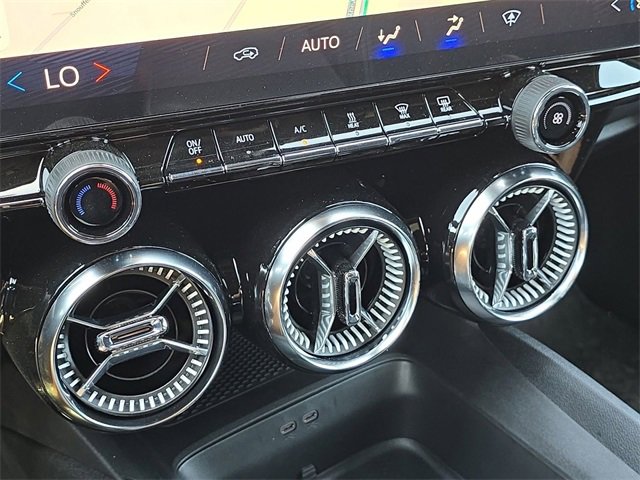 New 2025 Chevrolet Blazer EV LT image 33