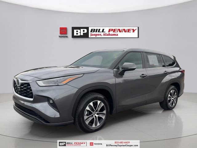 Used 2025 Toyota Highlander XLE