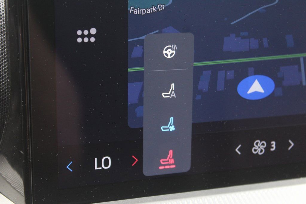 Used 2025 Ford Explorer Platinum w/ LUX Leather Package image 30