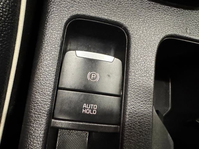 Used 2023 Kia Forte GT-Line w/ GT-Line Premium Package image 31