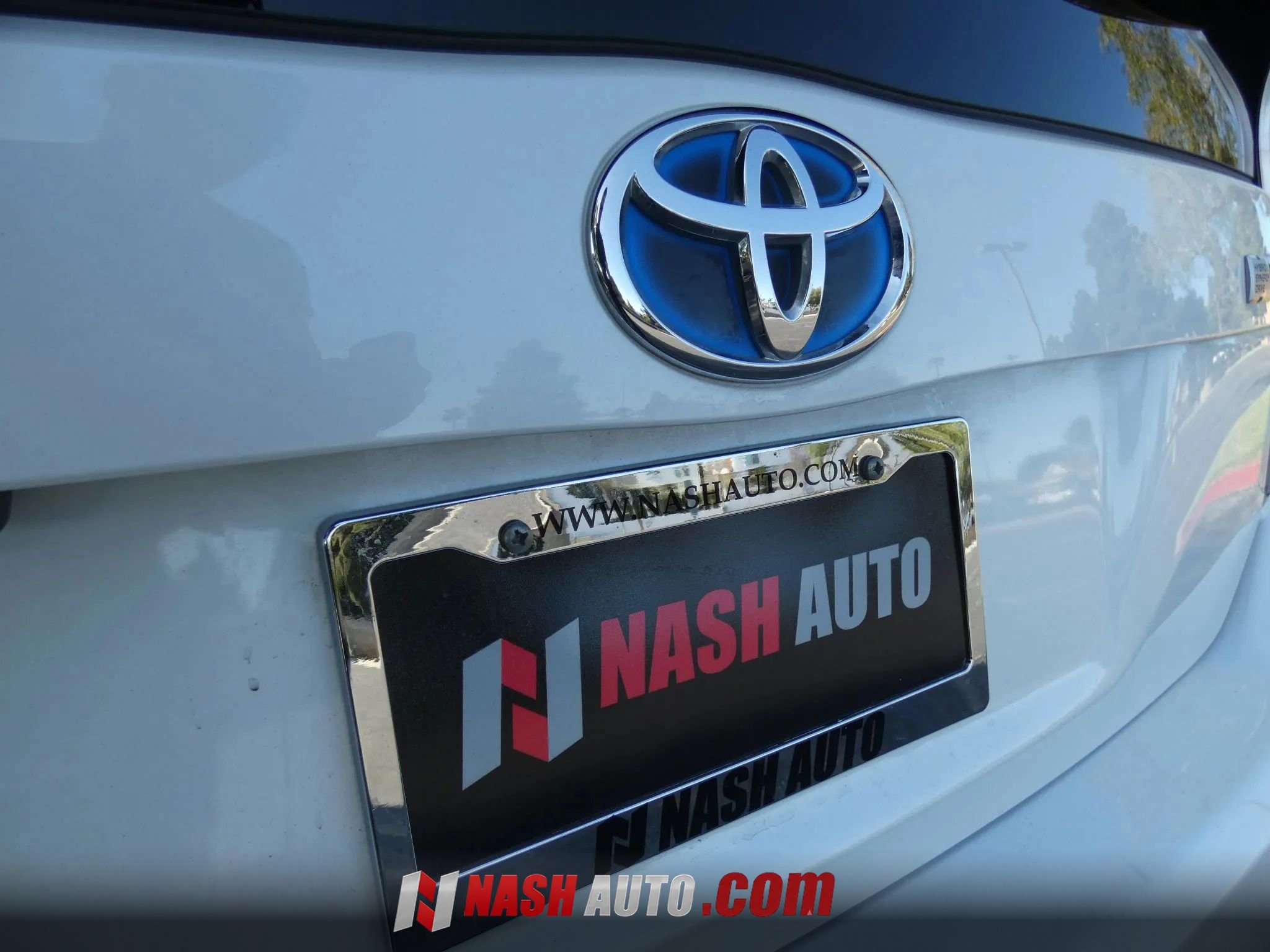 Used 2014 Toyota Prius Two FWD image 27
