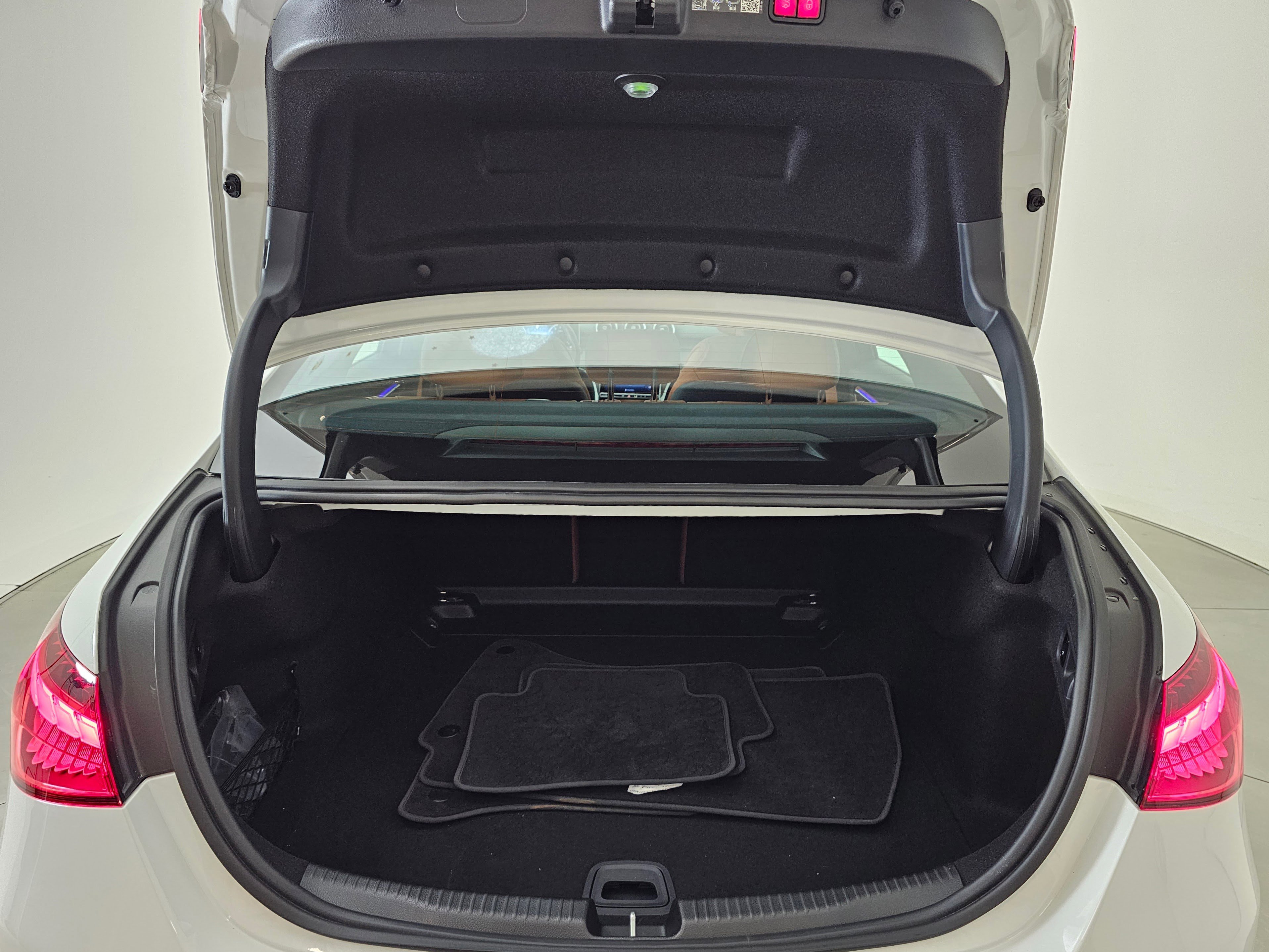 Certified 2025 Mercedes-Benz C 300 4MATIC Sedan image 26