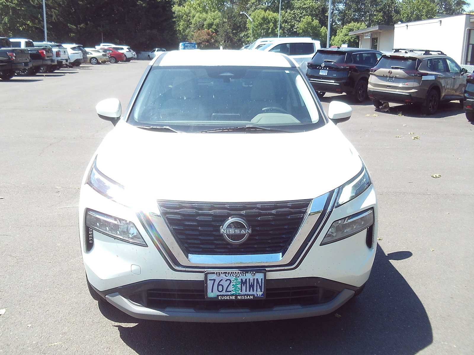 Used 2023 Nissan Rogue SV FWD image 8